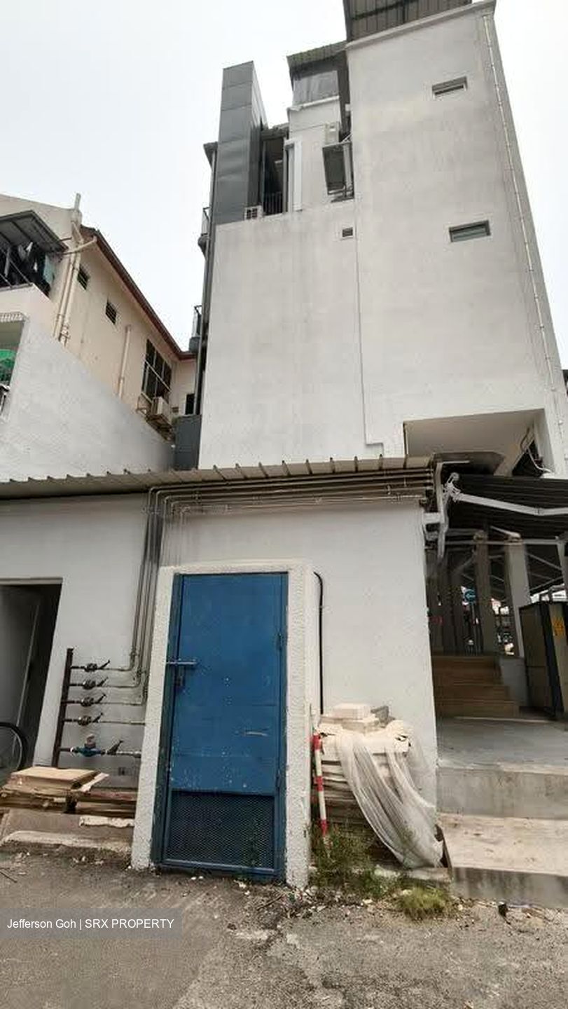 Geylang Road (D14), Retail #629668311